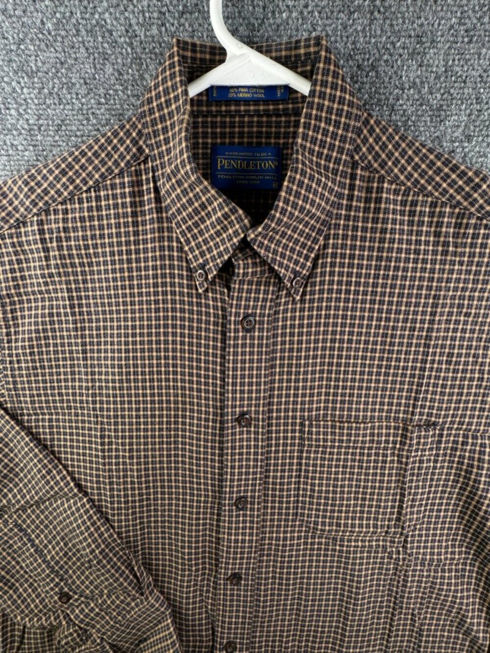 Pendleton Canterbury Cloth Plaid Flannel Long Sleeve Button Up Shirt Medium Men